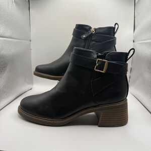 Women's Dr. Scholl's Black Ankle Boots Size 8.5